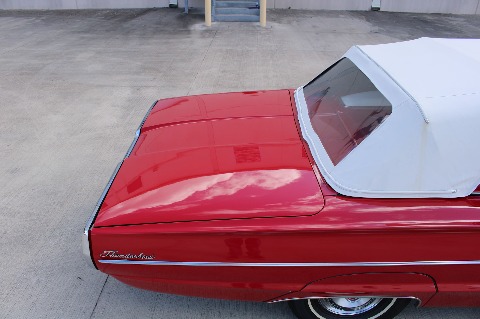 1966 Ford Thunderbird image 54