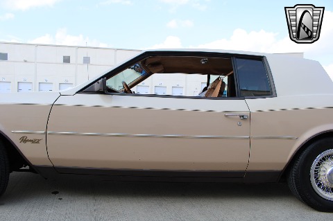 1983 Buick Riviera image 31