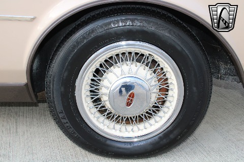 1983 Buick Riviera image 34