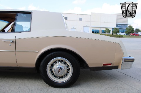1983 Buick Riviera image 35