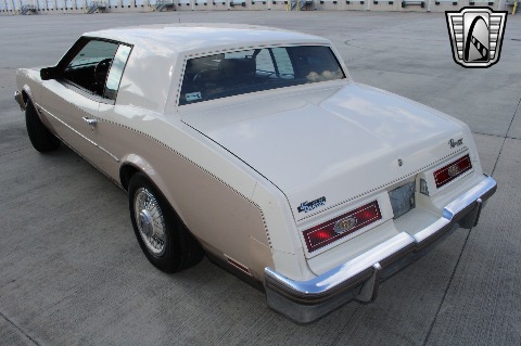 1983 Buick Riviera image 37
