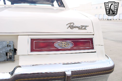 1983 Buick Riviera image 142