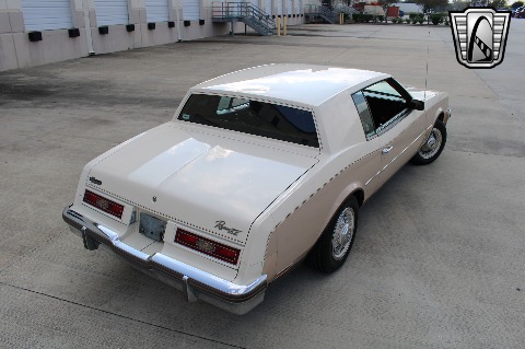 1983 Buick Riviera image 13