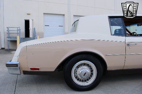 1983 Buick Riviera image 40