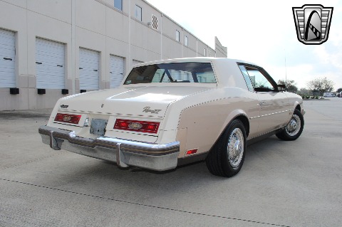 1983 Buick Riviera image 15