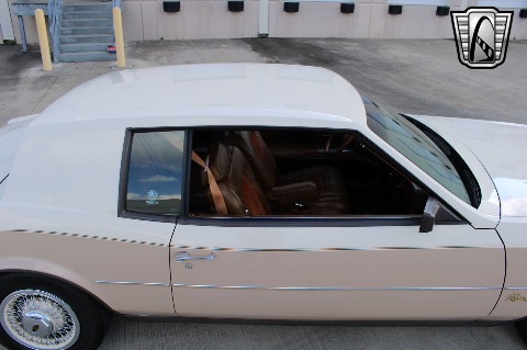 1983 Buick Riviera image 44