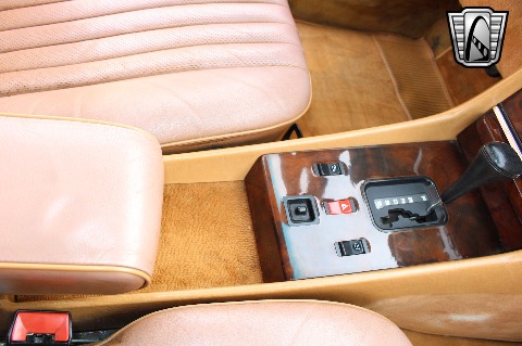 1986 Mercedes-Benz 560SL image 134