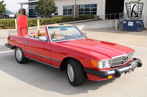 1986 Mercedes-Benz 560SL image 8