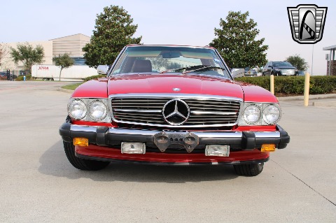 1986 Mercedes-Benz 560SL image 34