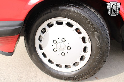 1986 Mercedes-Benz 560SL image 38