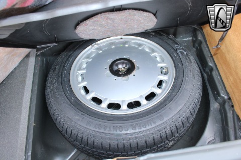 1986 Mercedes-Benz 560SL image 142