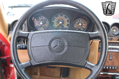 1986 Mercedes-Benz 560SL image 120
