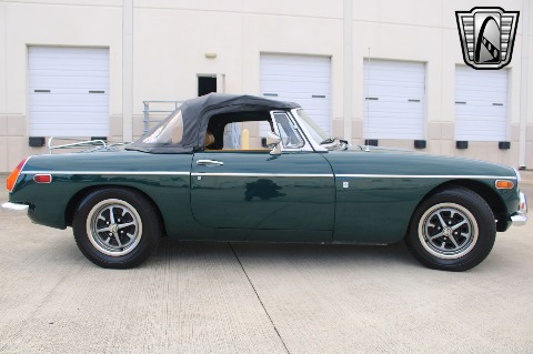 1974 MG MGB image 29