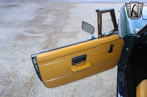 1974 MG MGB image 114
