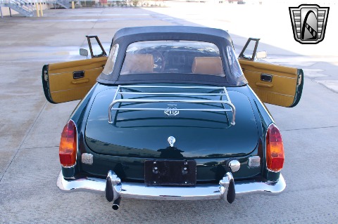 1974 MG MGB image 146