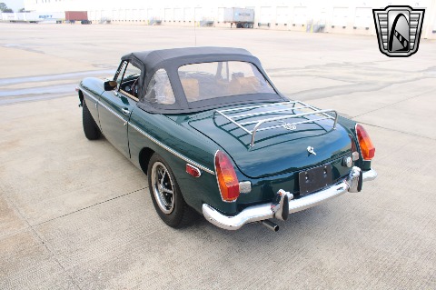 1974 MG MGB image 20