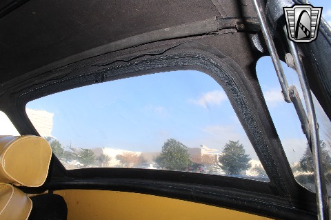 1974 MG MGB image 126