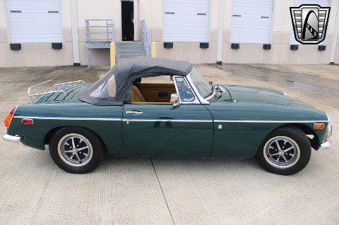 1974 MG MGB image 28
