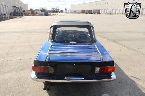1972 Triumph TR6 image 6
