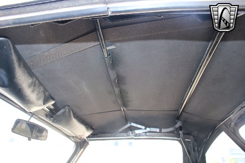 1972 Triumph TR6 image 21