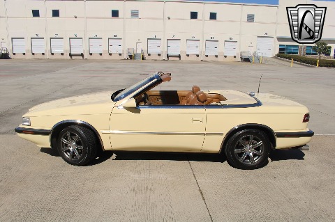 1989 Chrysler TC image 4