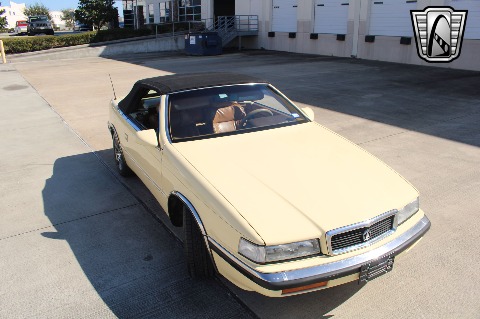 1989 Chrysler TC image 31