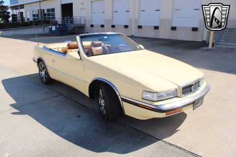1989 Chrysler TC image 8