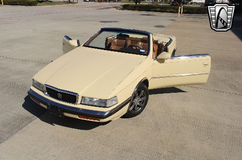 1989 Chrysler TC image 10