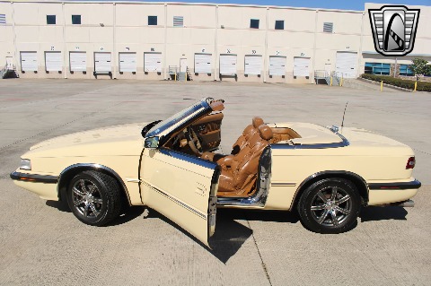 1989 Chrysler TC image 11