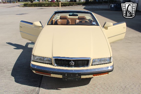 1989 Chrysler TC image 14