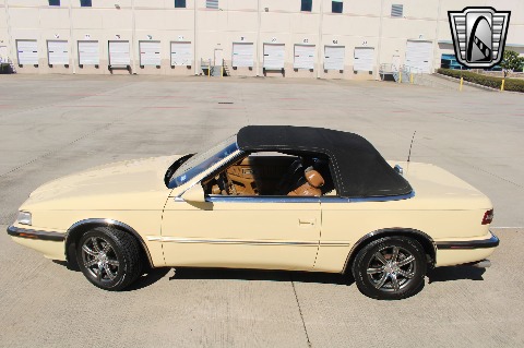 1989 Chrysler TC image 16