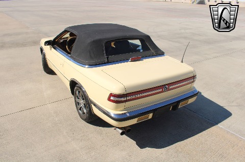 1989 Chrysler TC image 19