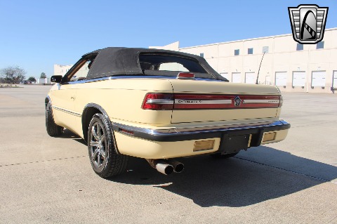 1989 Chrysler TC image 21