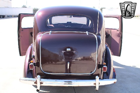 1936 Chevrolet Deluxe image 134