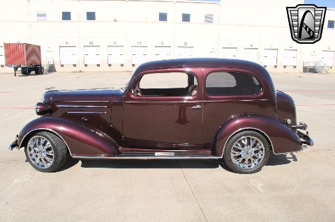 1936 Chevrolet Deluxe image 5