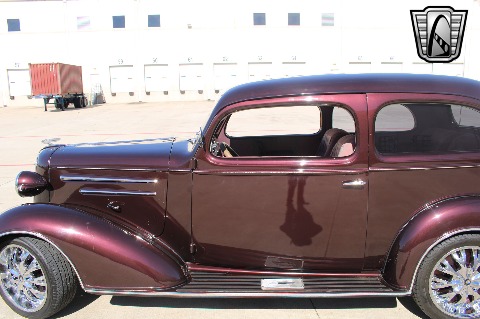 1936 Chevrolet Deluxe image 32