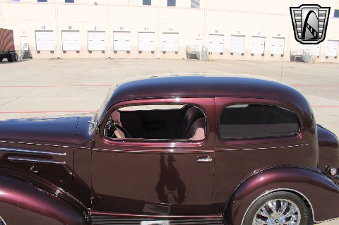 1936 Chevrolet Deluxe image 33
