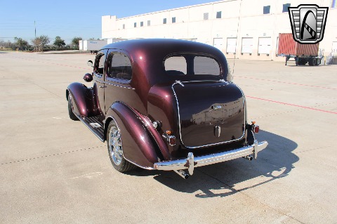 1936 Chevrolet Deluxe image 8
