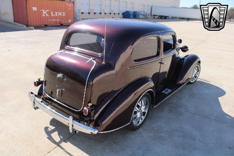 1936 Chevrolet Deluxe image 13