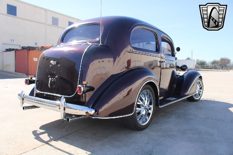 1936 Chevrolet Deluxe image 15