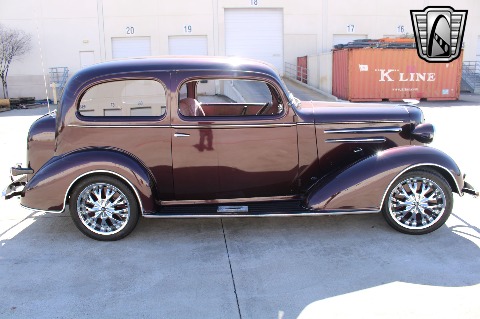 1936 Chevrolet Deluxe image 17