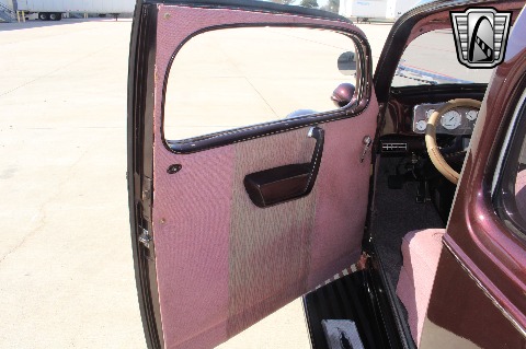 1936 Chevrolet Deluxe image 97