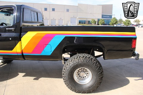 1976 Chevrolet K20 image 32