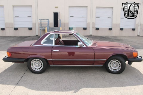 1985 Mercedes-Benz 380SL image 29