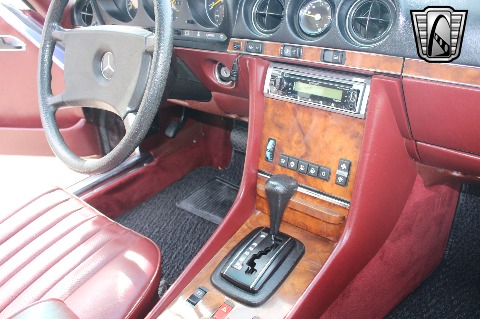 1985 Mercedes-Benz 380SL image 133