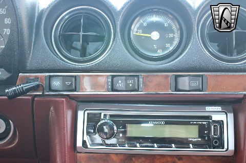 1985 Mercedes-Benz 380SL image 134