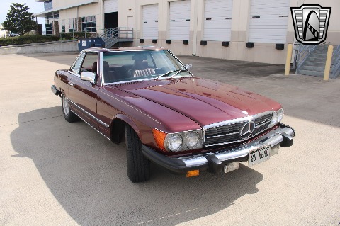 1985 Mercedes-Benz 380SL image 32
