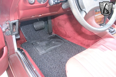 1985 Mercedes-Benz 380SL image 118