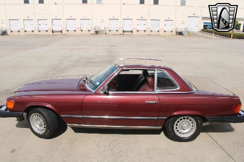 1985 Mercedes-Benz 380SL image 16