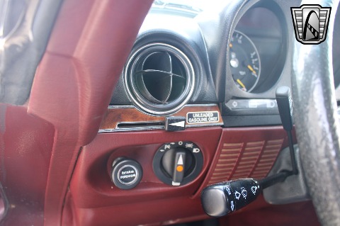 1985 Mercedes-Benz 380SL image 120